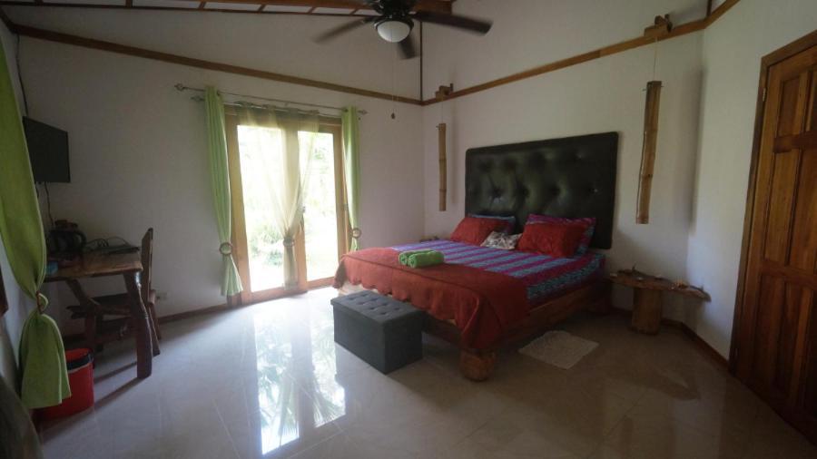 Casa De Los Amigos Caribena Cahuita Eksteriør bilde
